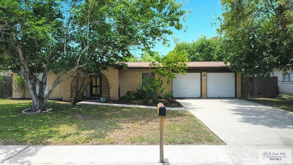 1514 WHITEWING DR, BROWNSVILLE, TX 78521, photo 1 of 32