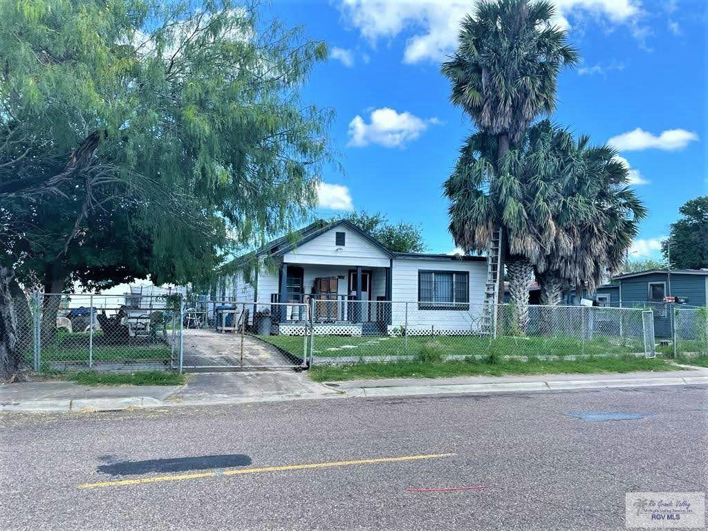 1509 E MONROE ST, BROWNSVILLE, TX 78520, photo 1 of 11