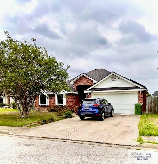 134 CREPE MYRTLE, BROWNSVILLE, TX 78520, photo 1 of 14