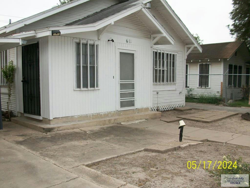611 W SAINT FRANCIS ST, BROWNSVILLE, TX 78520, photo 1 of 15